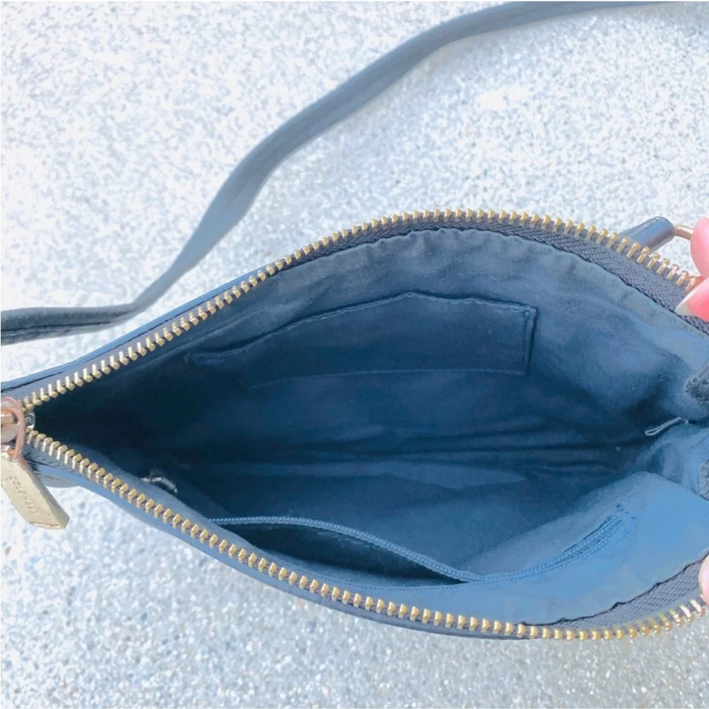 COLE HAAN crossbody purse black leather pouch utility shoulder bag travel zipper